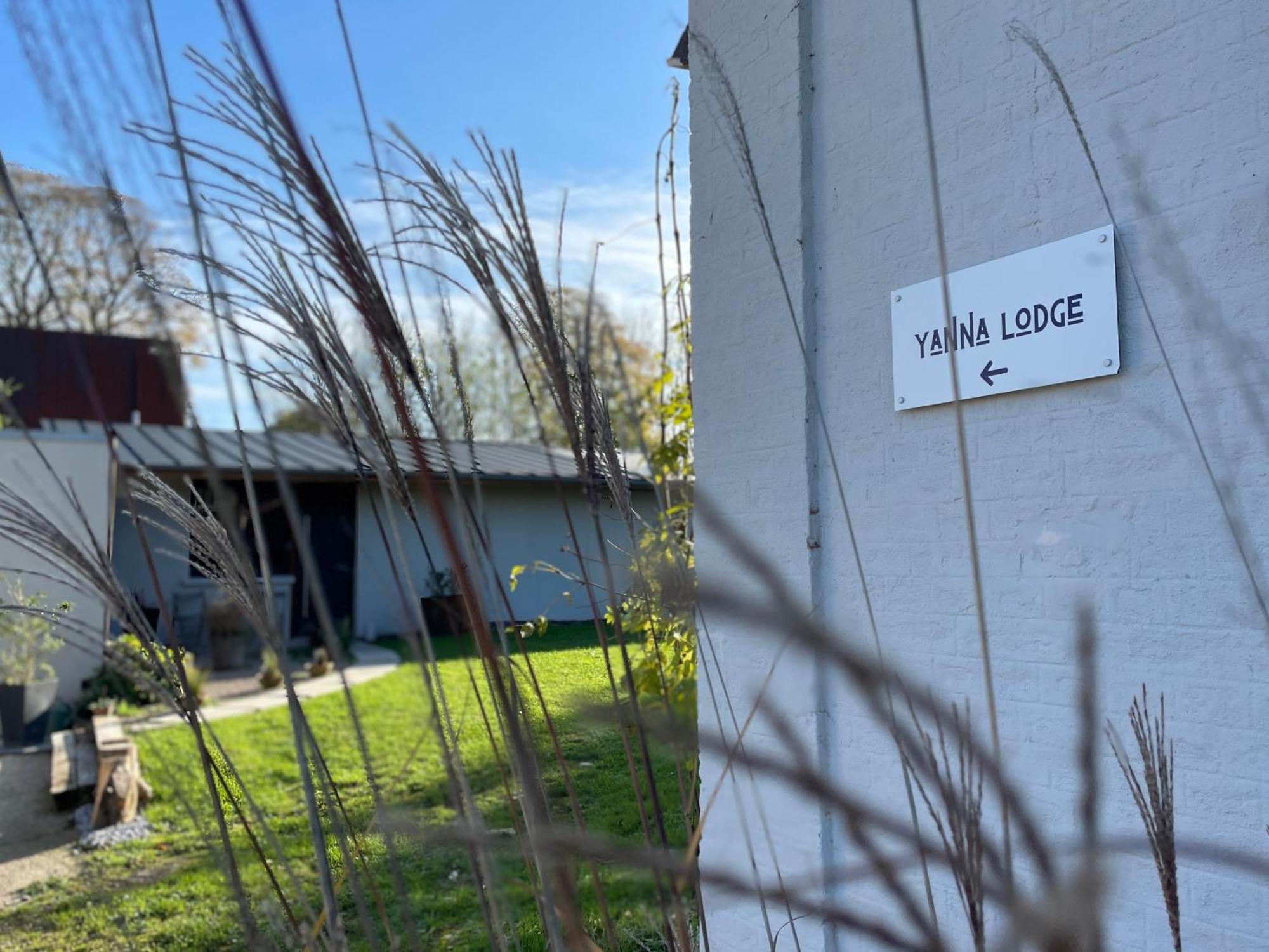 Arrest Yanna Lodge, Gite Classe 4 Etoiles Avec Spa Couvert Entierement מראה חיצוני תמונה